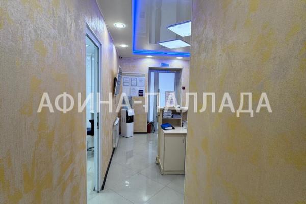 image  Коммерческая недвижимость №2412